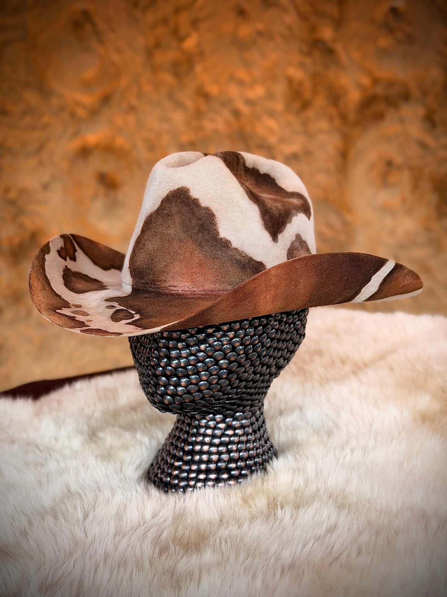 CowHide Crown cowhide cowboy hat, three-quarter view — hand-dyed Brazilian cowhide look in beaver felt, TROVADOR